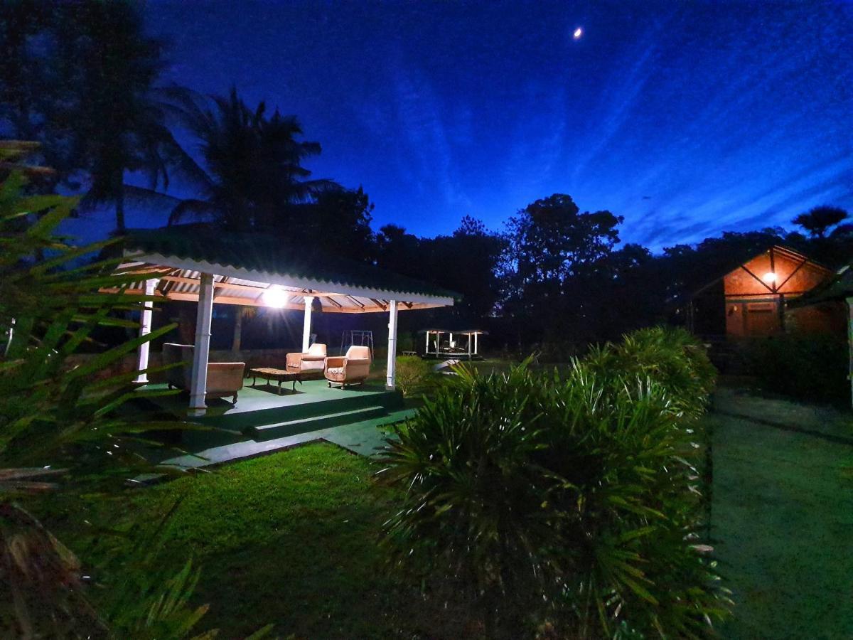 Saji-Sami Hotel Anuradhapura Exterior foto
